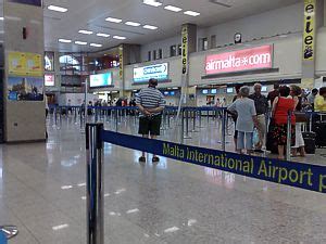 luqa airport lounge